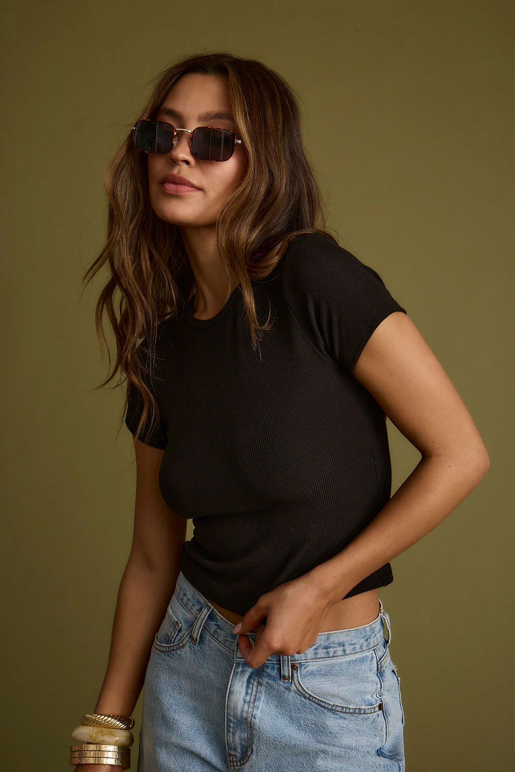 Abby Black Ribbed Crew Neck Tee - Image 4