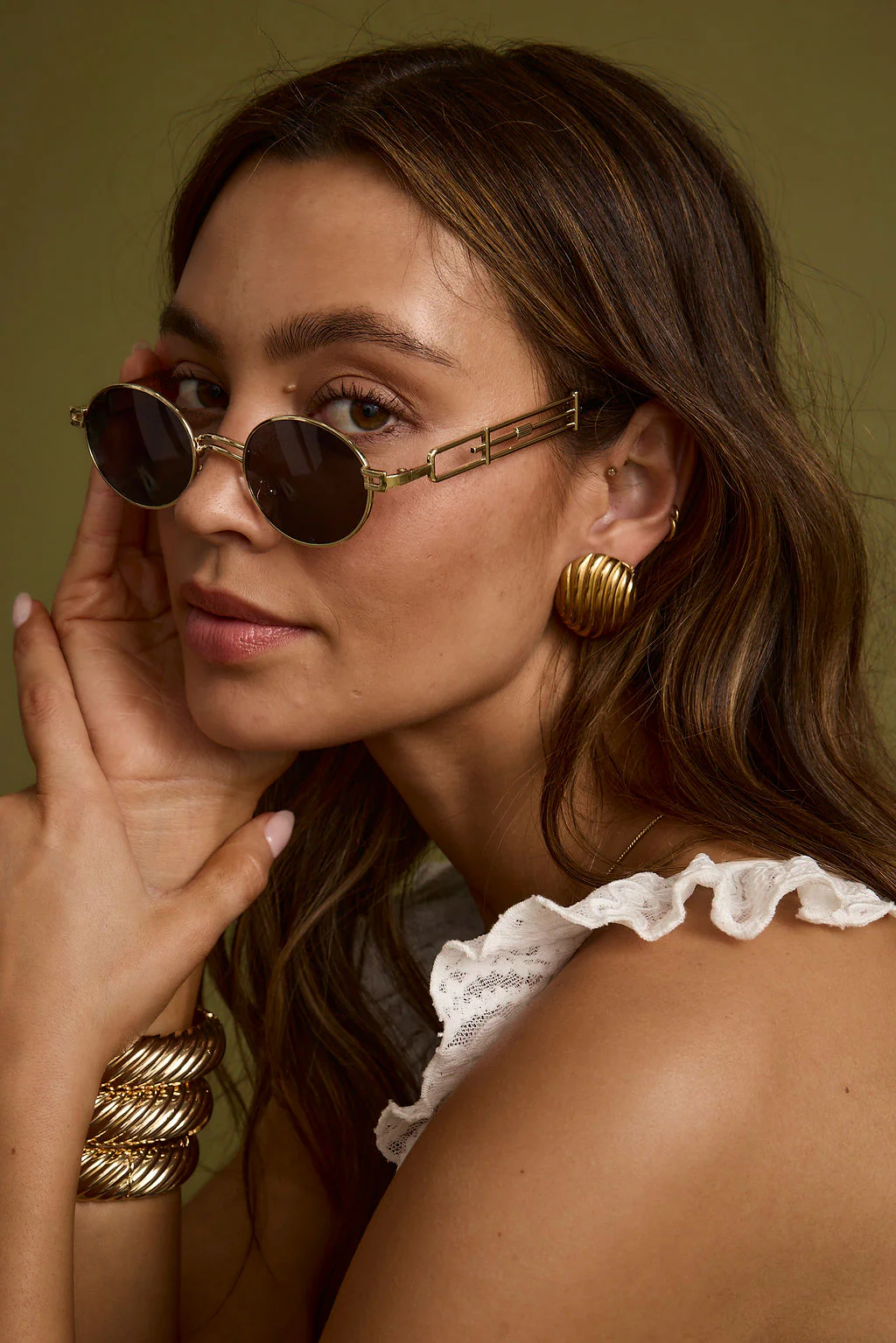 Bianca Black Circle Sunglasses - Image 7