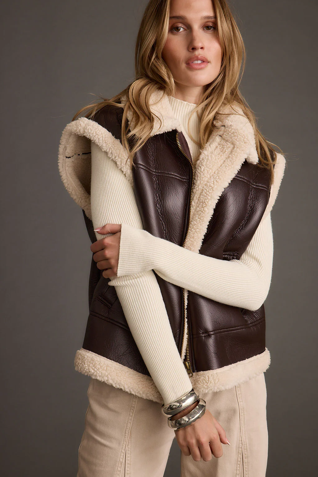 Bighorn Oversized Sherpa Vegan Leather Vest - Image 4