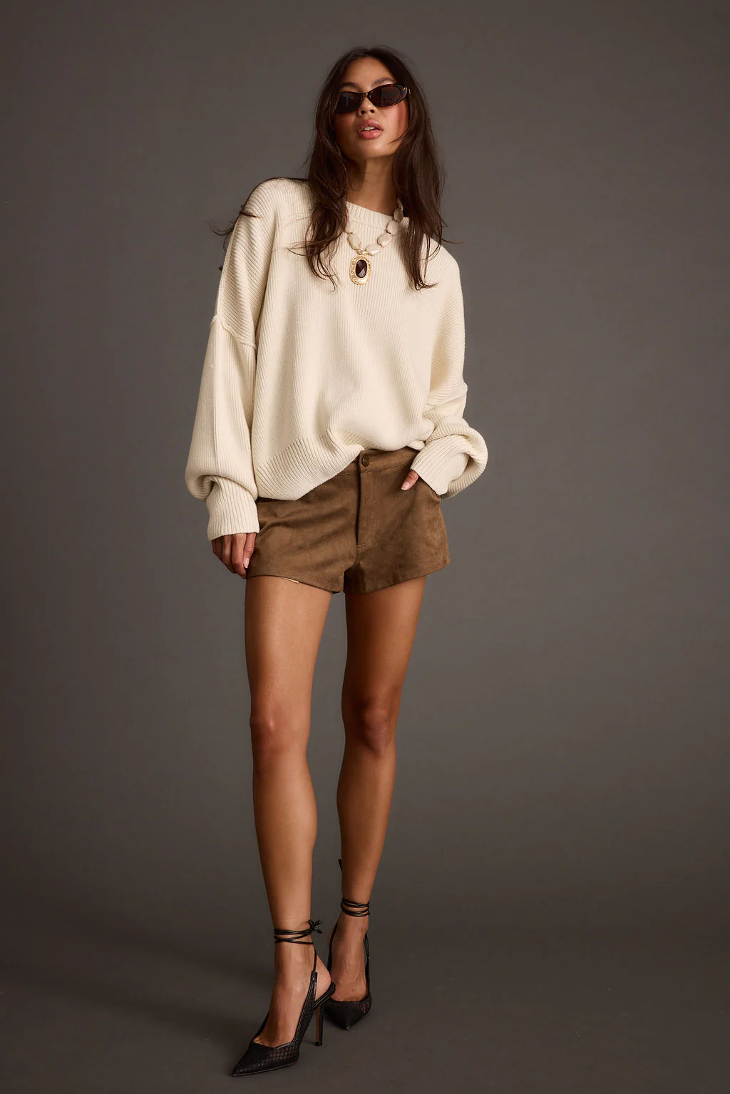Chelsea Cream Sweater - Image 10