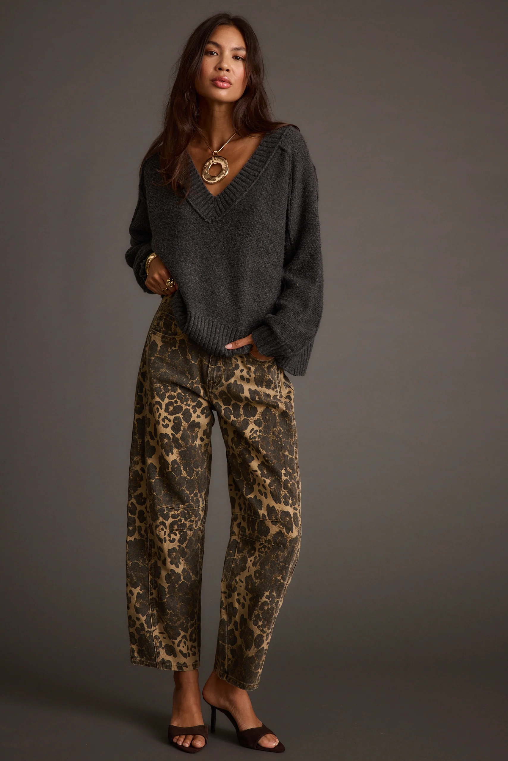 Colorado Charcoal V Neck Sweater - Image 5