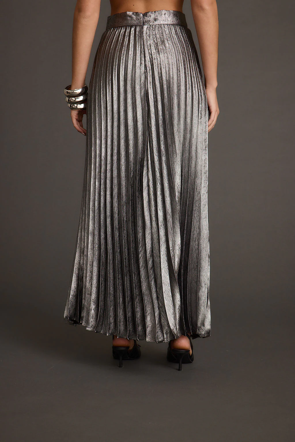 Electric Love Gunmetal Metallic Pleated Maxi Skirt - Image 2