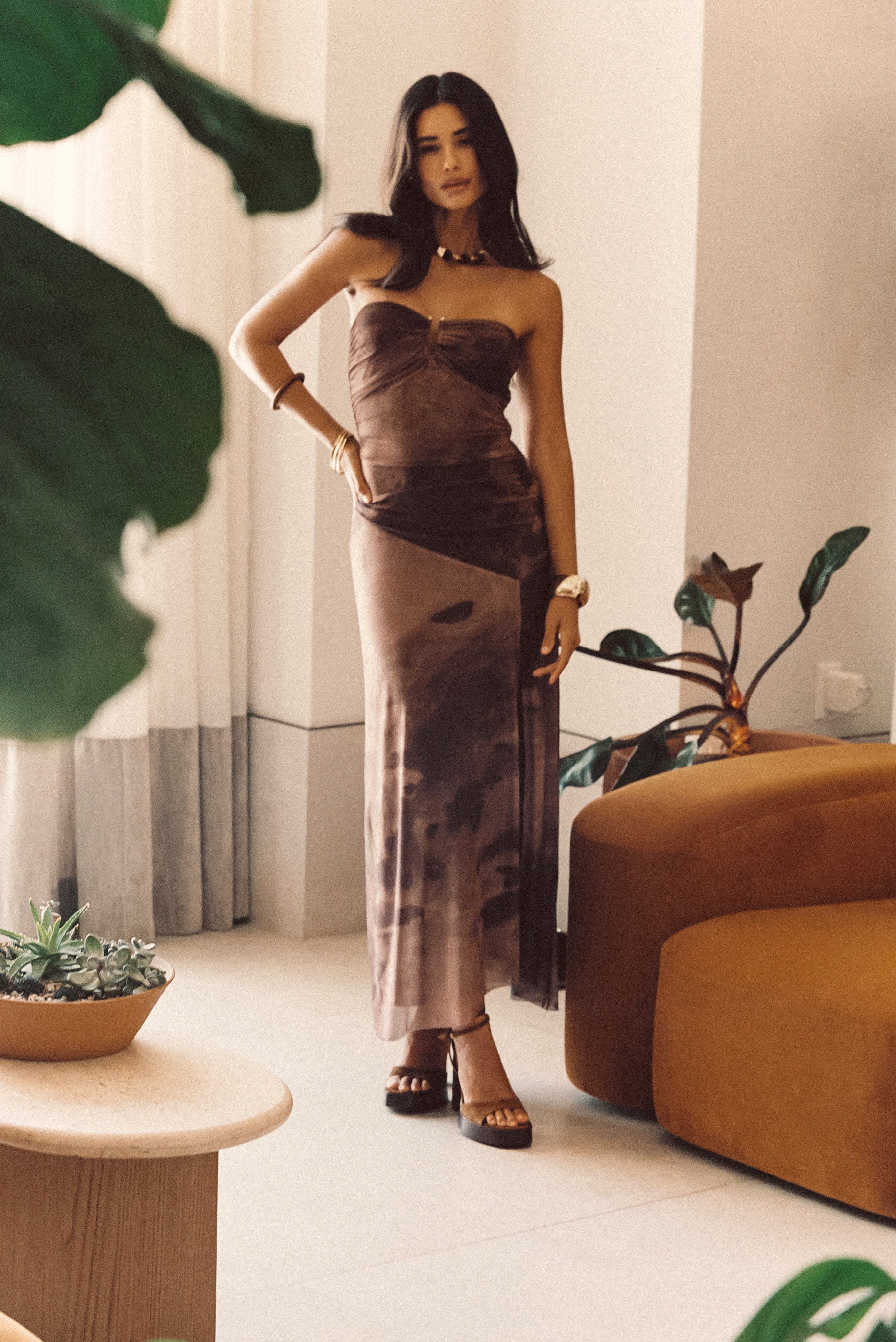 Everly Mocha Mesh Midi Dress - Image 2
