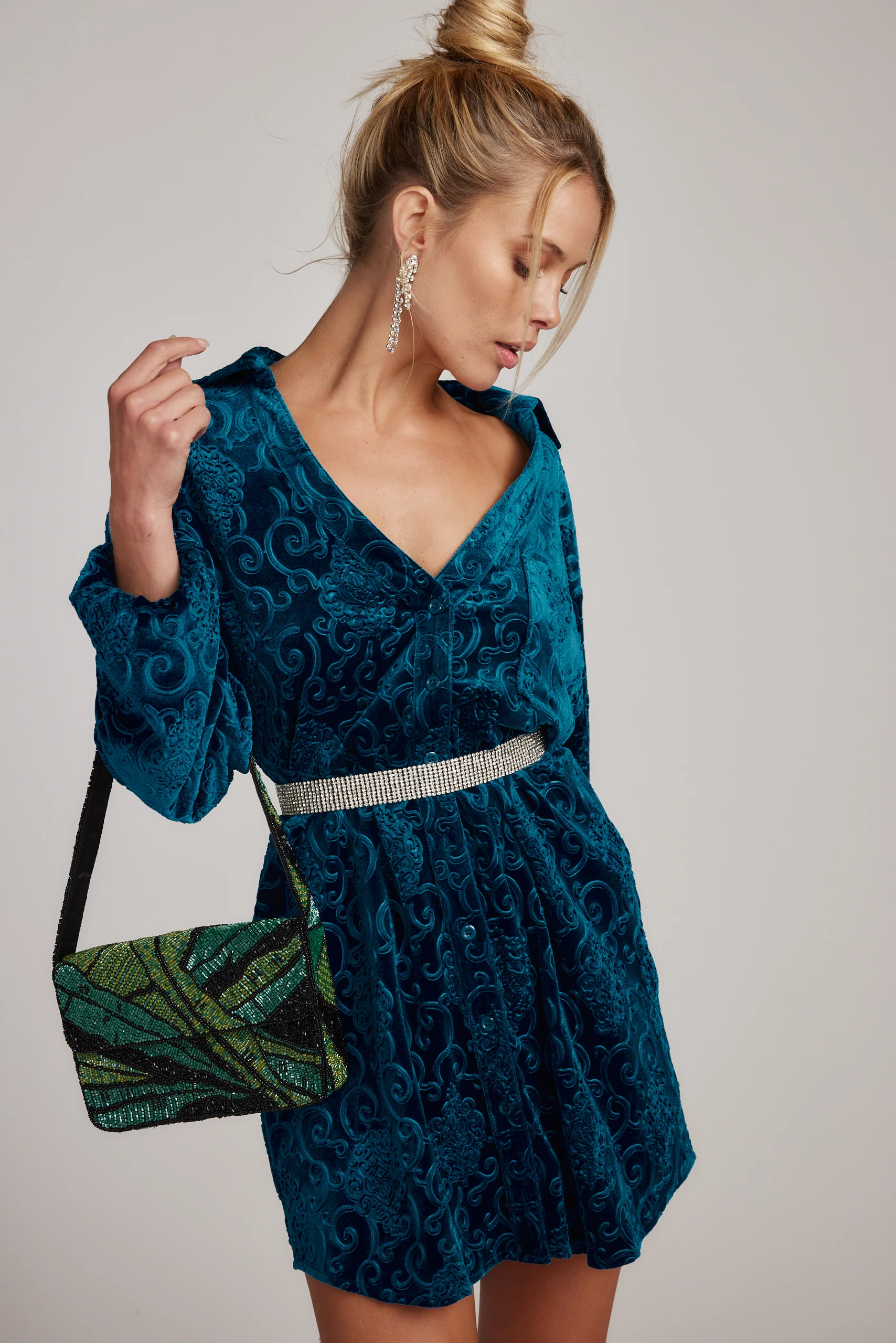 Kali Blue Long Sleeve Velvet Dress - Image 8