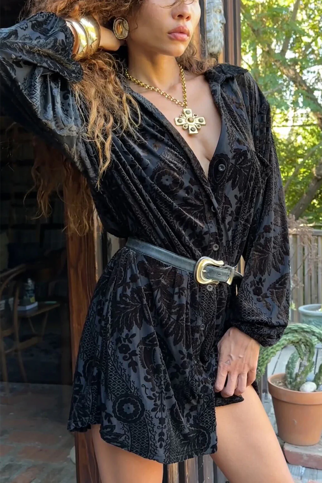 Loretta Black Velvet Burnout Mini Dress - Image 4