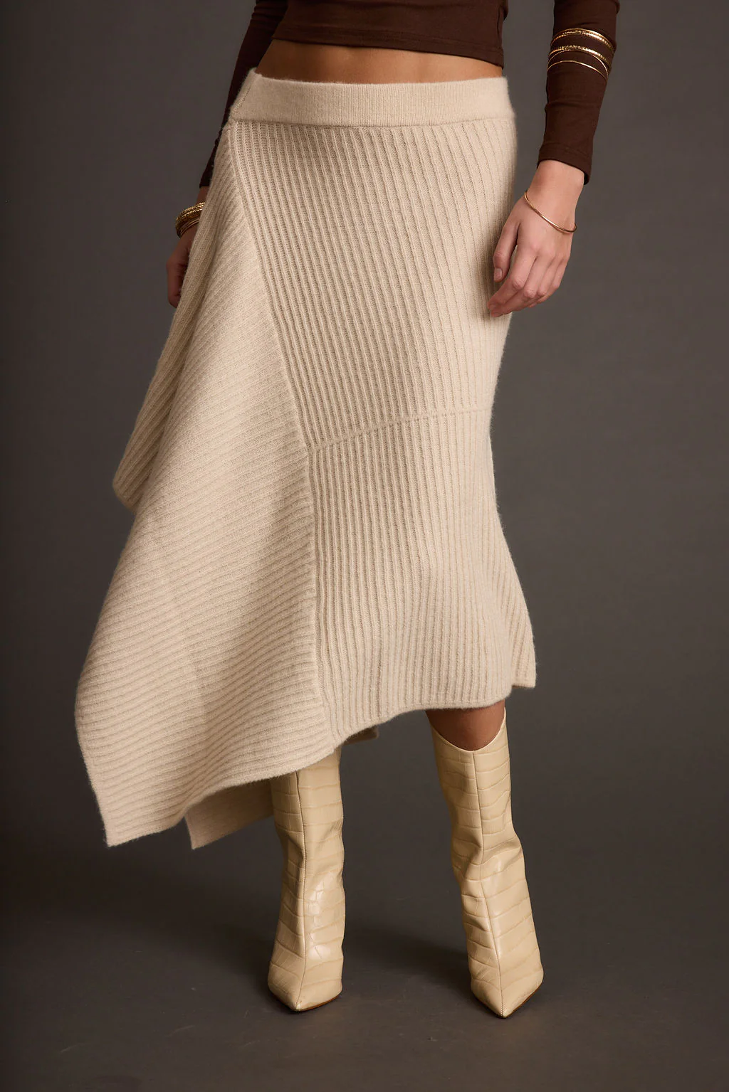 Mod Cream Asymmetrical Skirt - Image 8