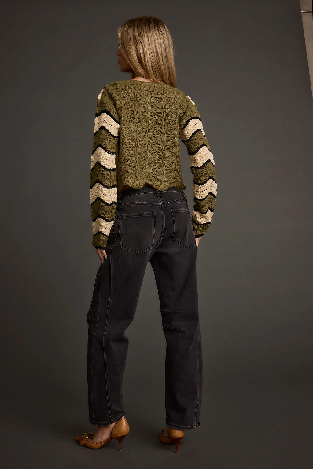 Nikki Retro Print Olive Cardigan - Image 9