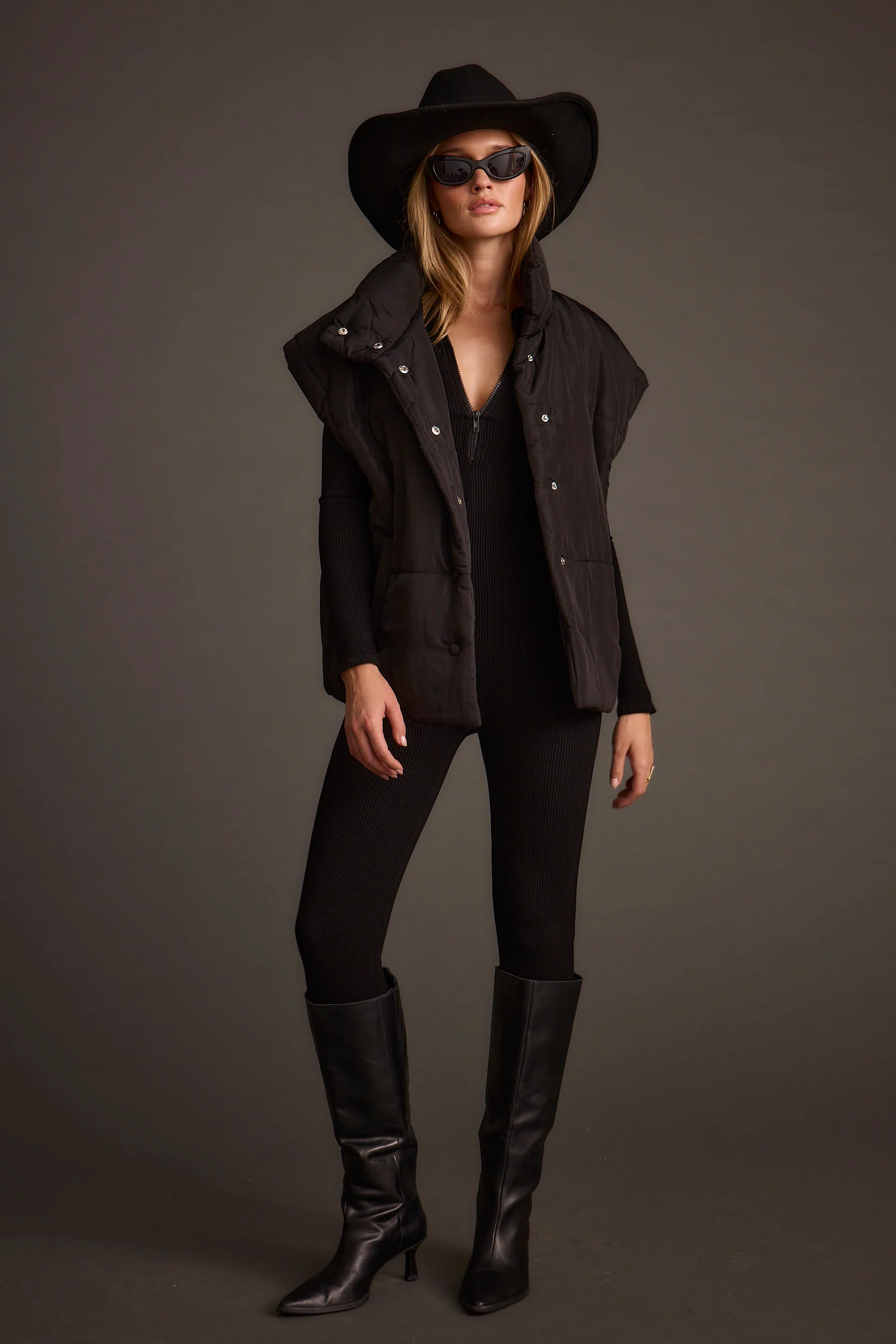 Summit Black Puffer Vest - Image 5