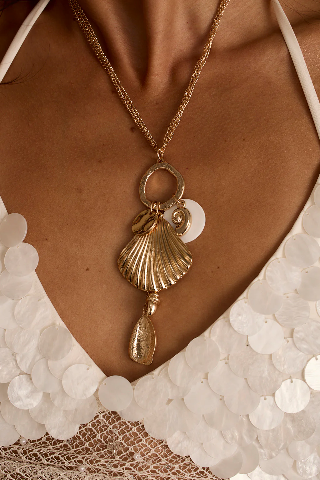 Sunlit Tides Gold Pendant Necklace - Image 2