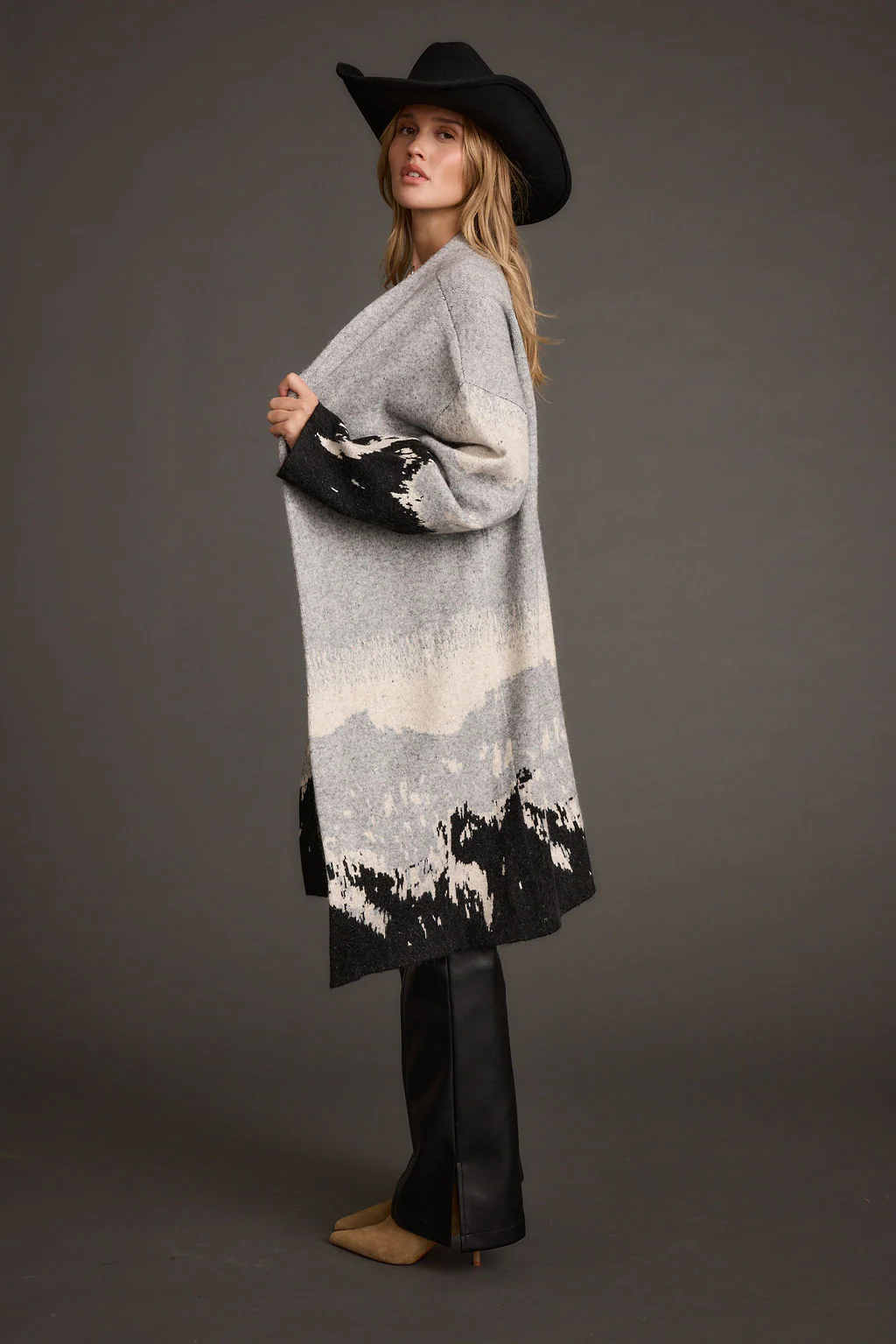 Yellowstone Printed Duster Cardigan - Image 7